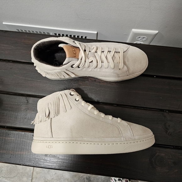 UGG Unisex Cali Fringe Suede Leather High-Top Sneaker. - Picture 2 of 8